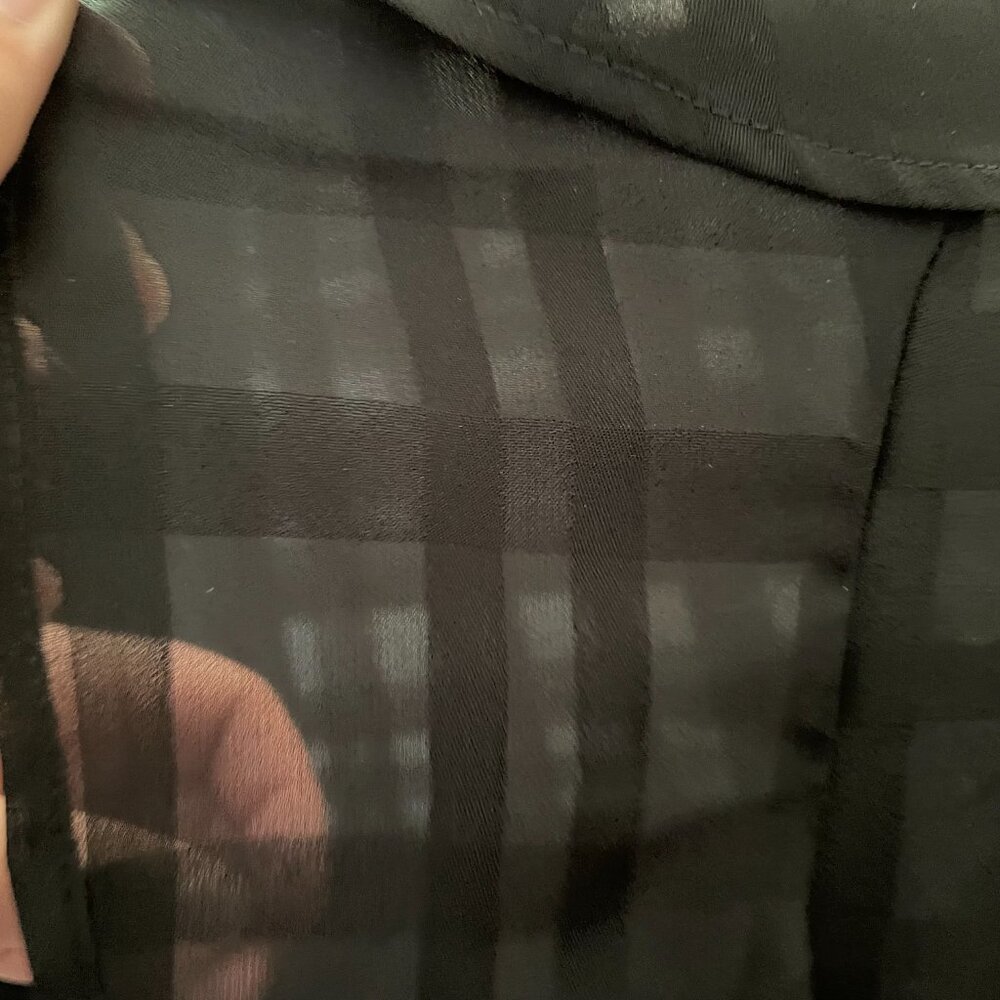 2016 LOFT Sheer Blouse - Picture 6 of 9